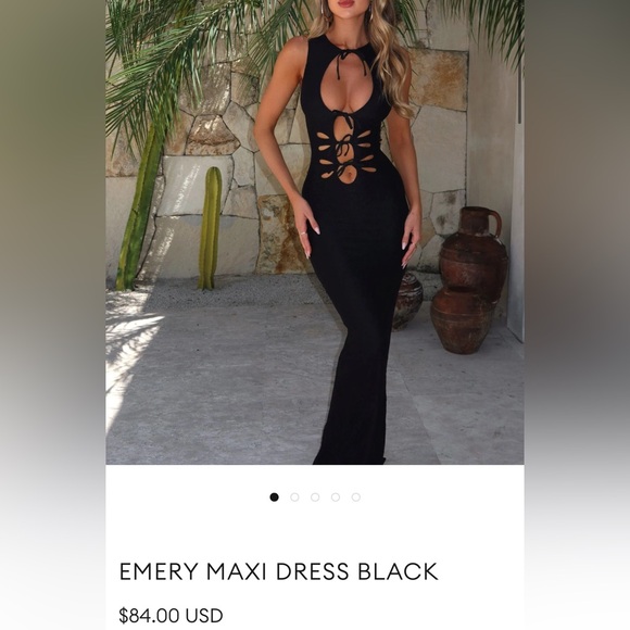 Elegant Black Evening Dress - Picture 1 of 2